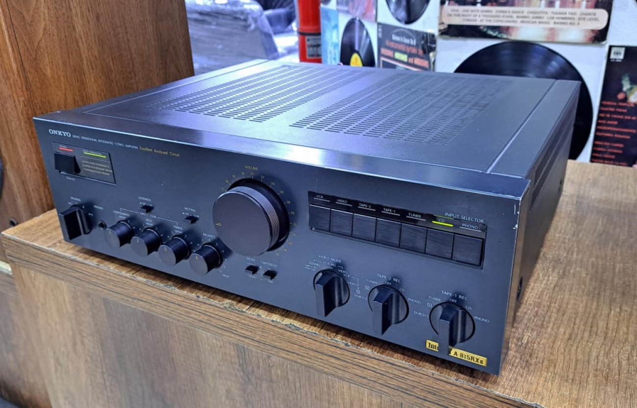 ONKYO MODELO INTEGRA A-815RXII