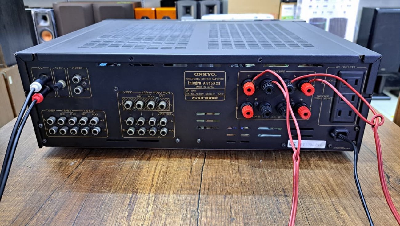 ONKYO MODELO INTEGRA A-815RXII