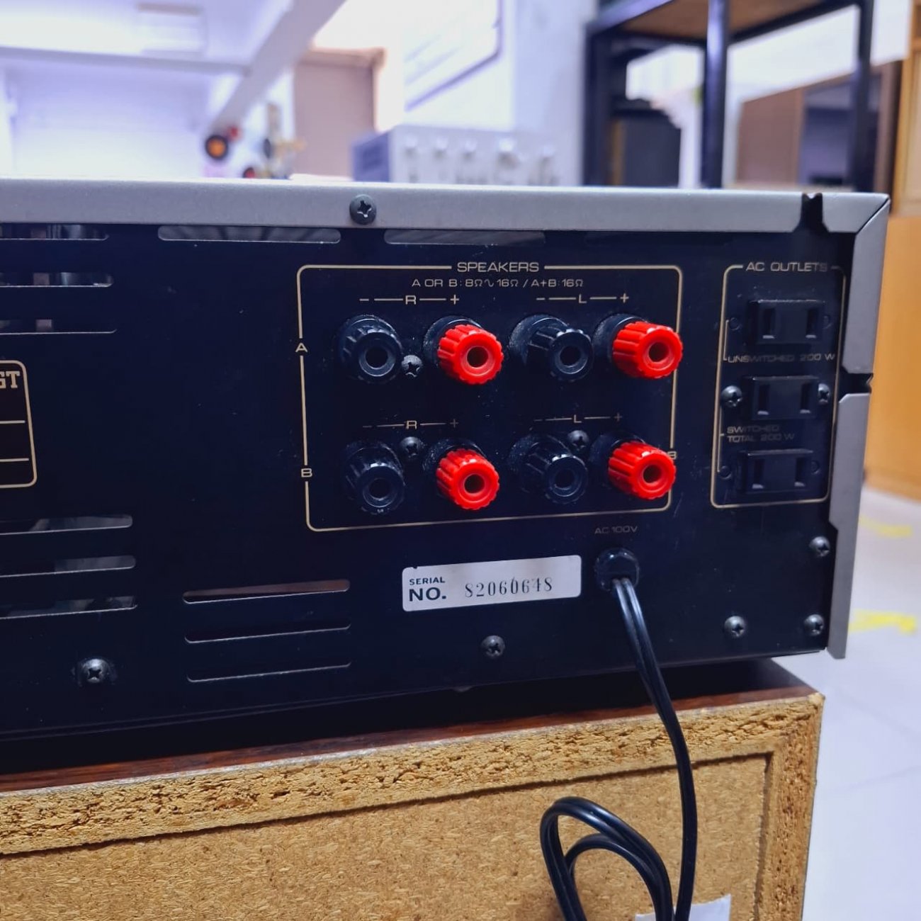 ONKYO MODELO INTEGRA A-817GT