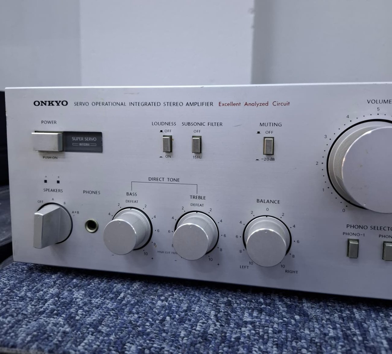 ONKYO MODELO INTEGRA A-817GT
