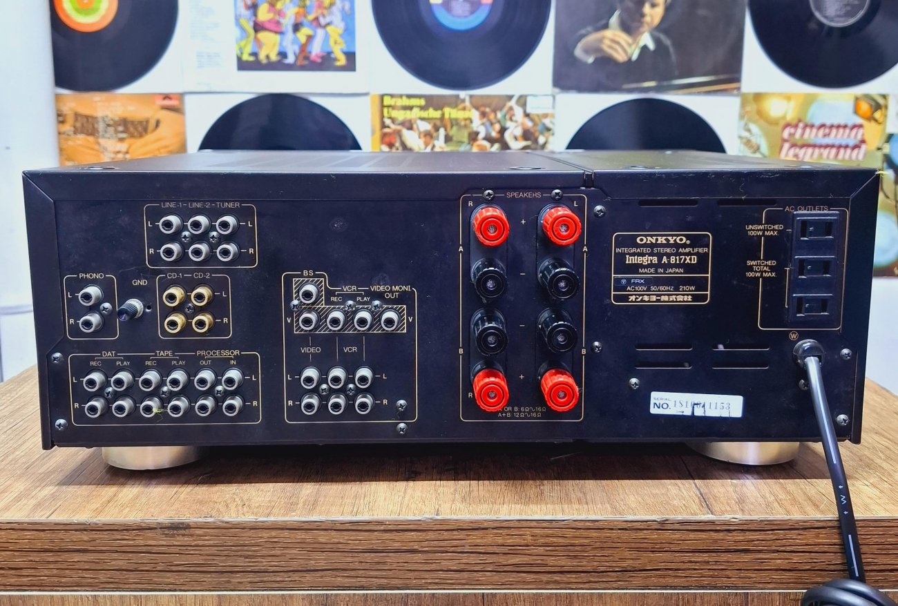ONKYO MODELO INTEGRA  A-817XD