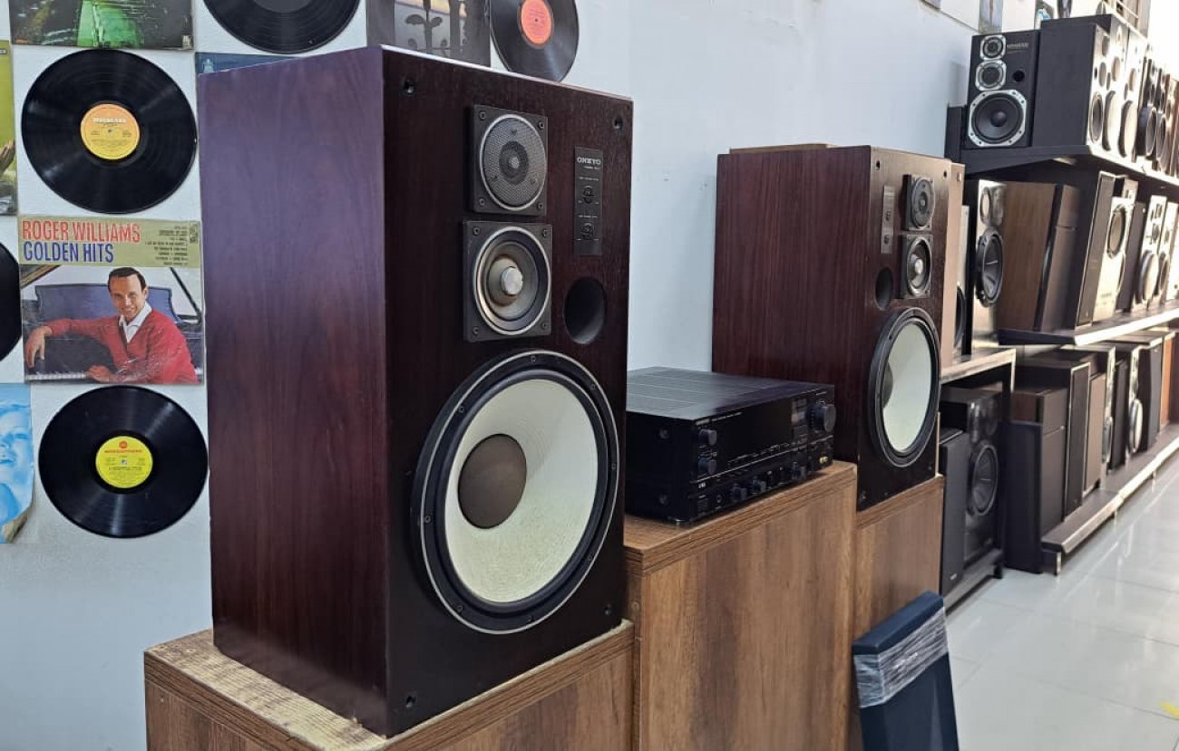ONKYO MODELO MX7