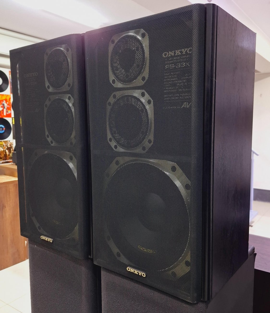 ONKYO MODELO PS-33X