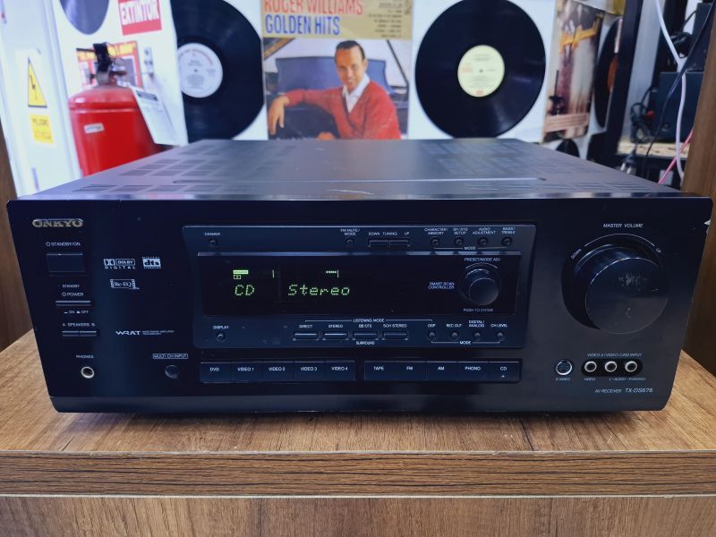 ONKYO MODELO TX-DS676