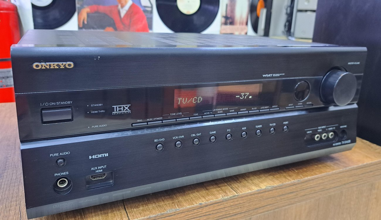 ONKYO MODELO TX-SA608