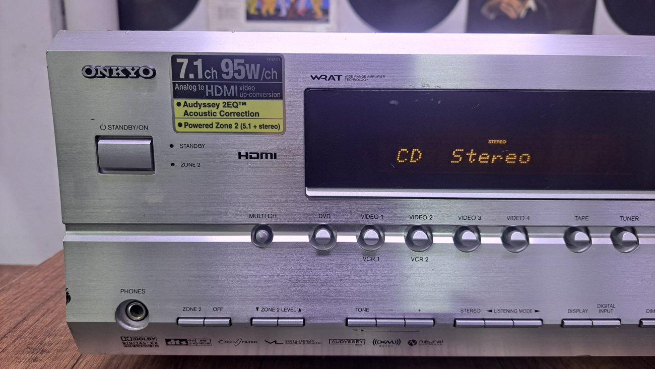 ONKYO MODELO TX-SR674