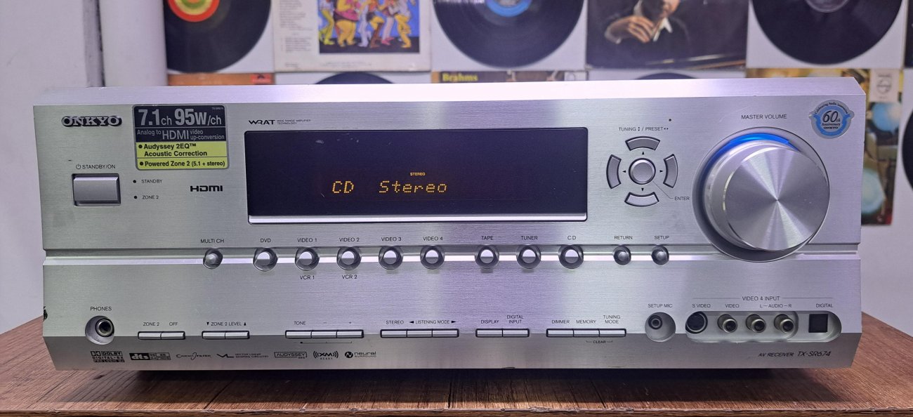 ONKYO MODELO TX-SR674