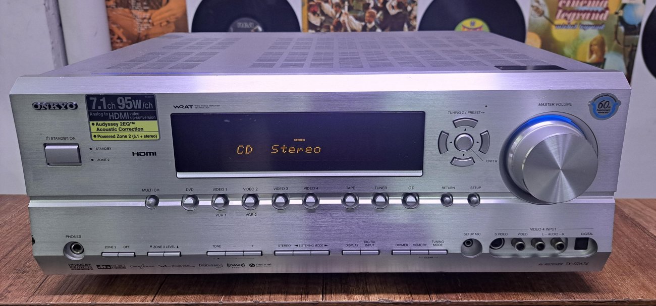 ONKYO MODELO TX-SR674