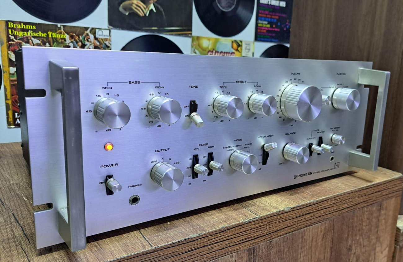 PIONEER MODELO C-77