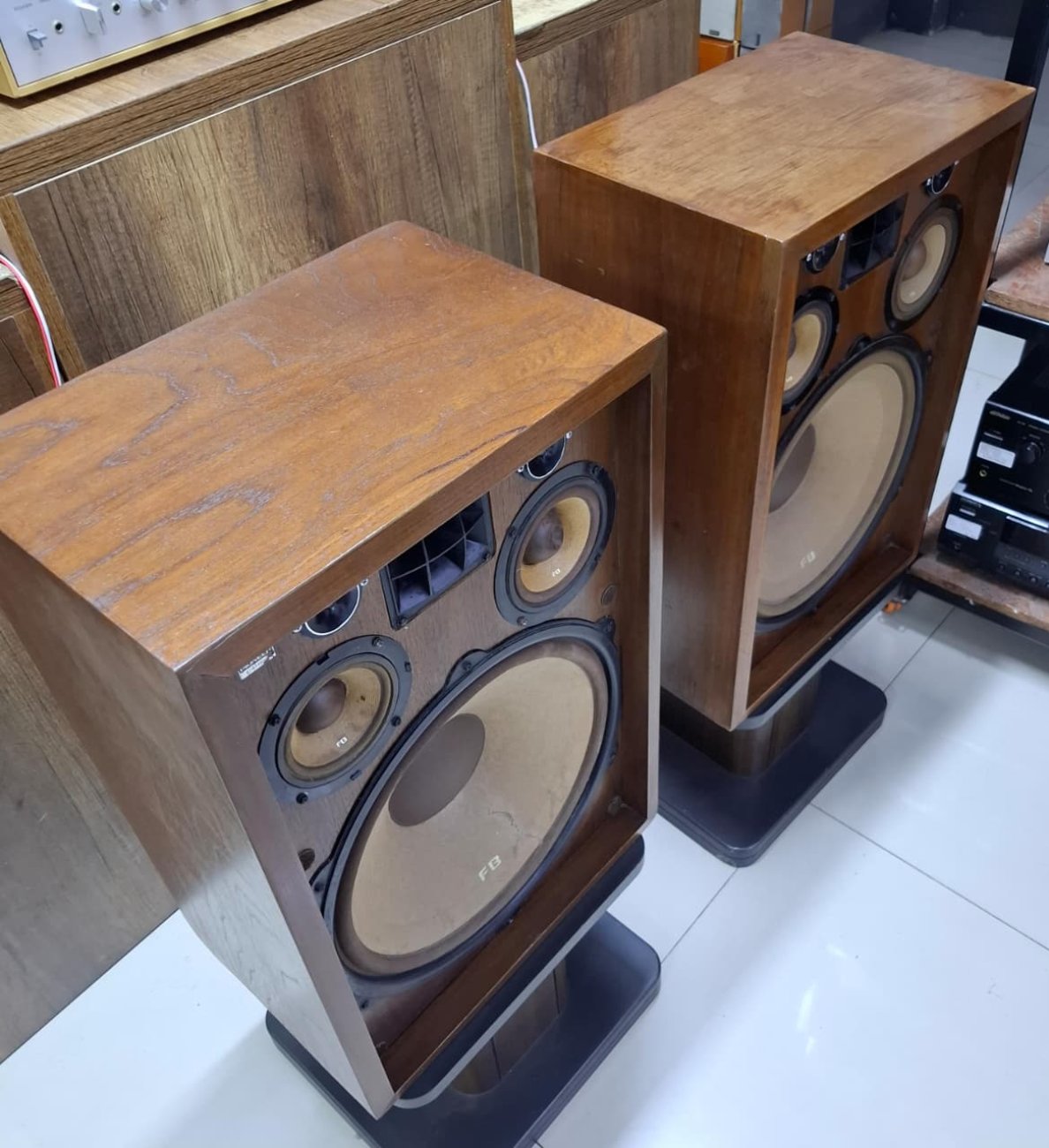 PIONEER MODELO CS-99A