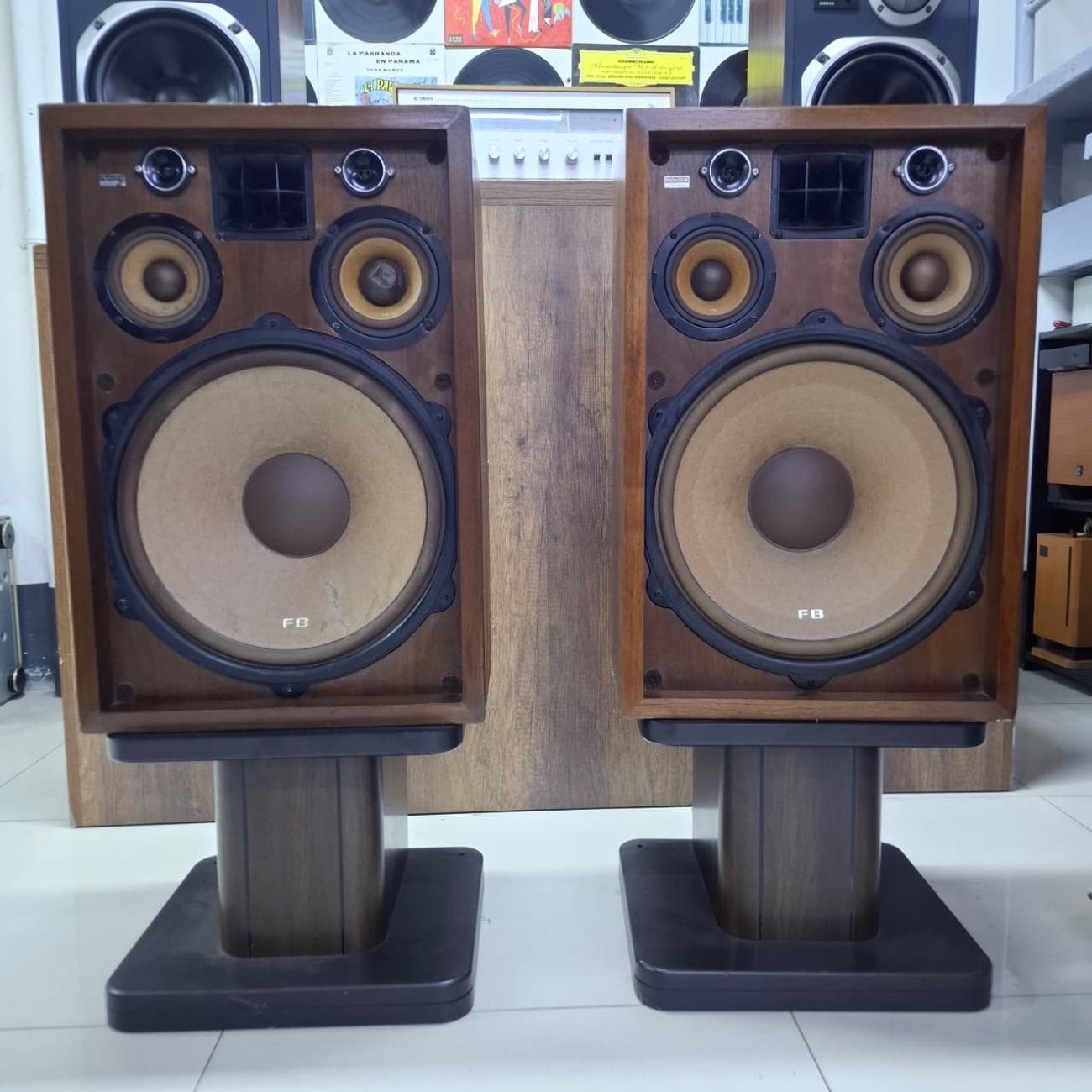 PIONEER MODELO CS-99A