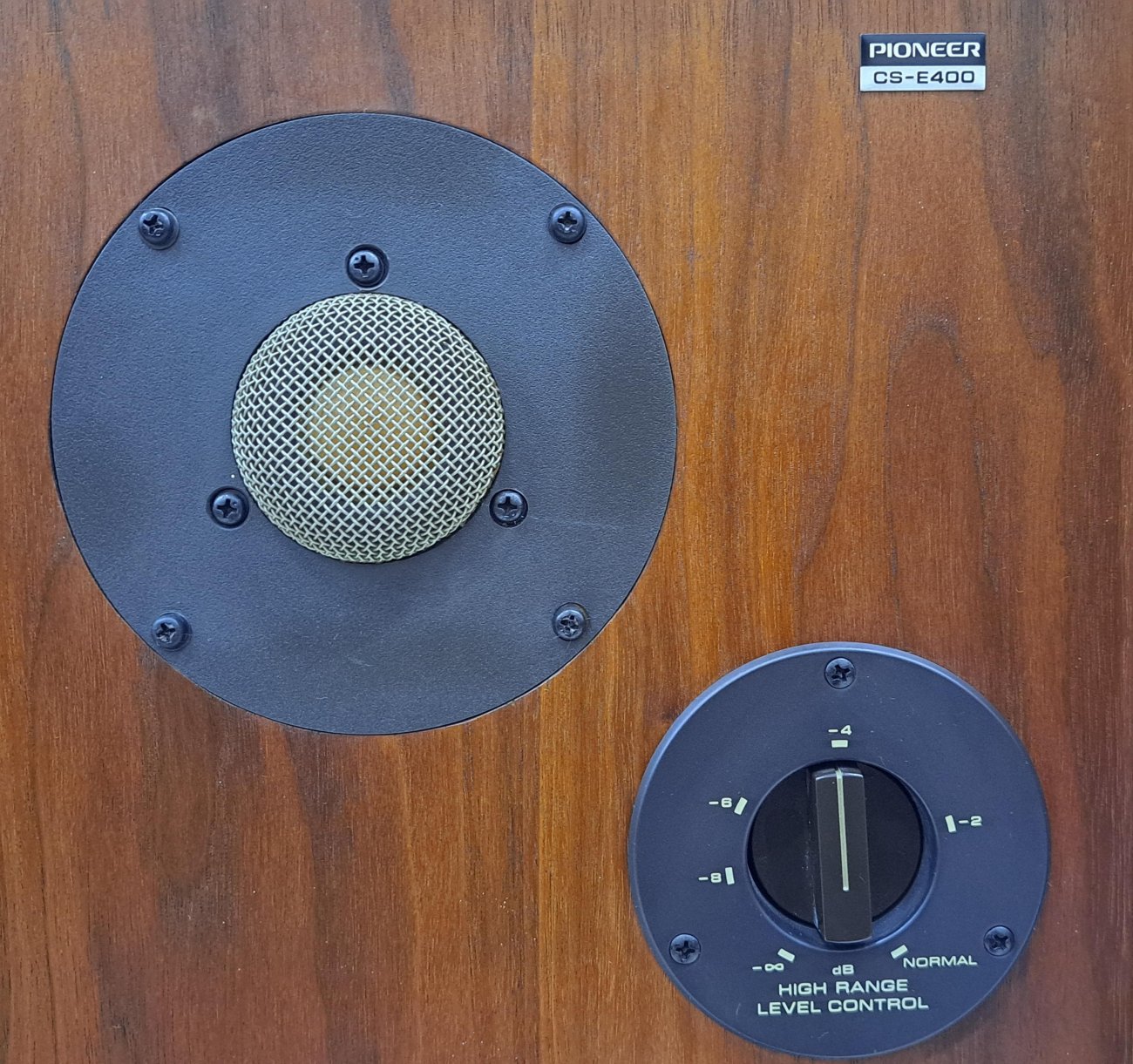 PIONEER MODELO CS-E400