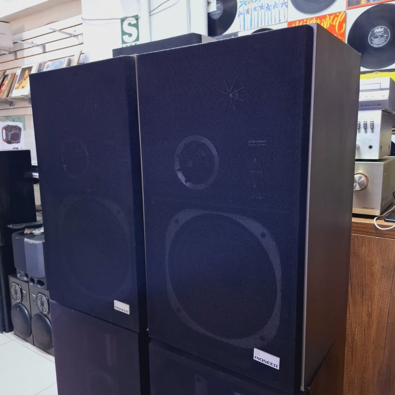 PIONEER MODELO CS-T66