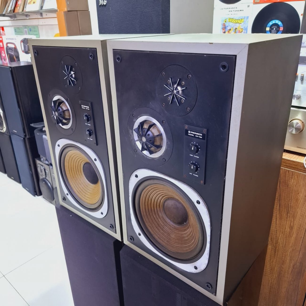 PIONEER MODELO CS-T66