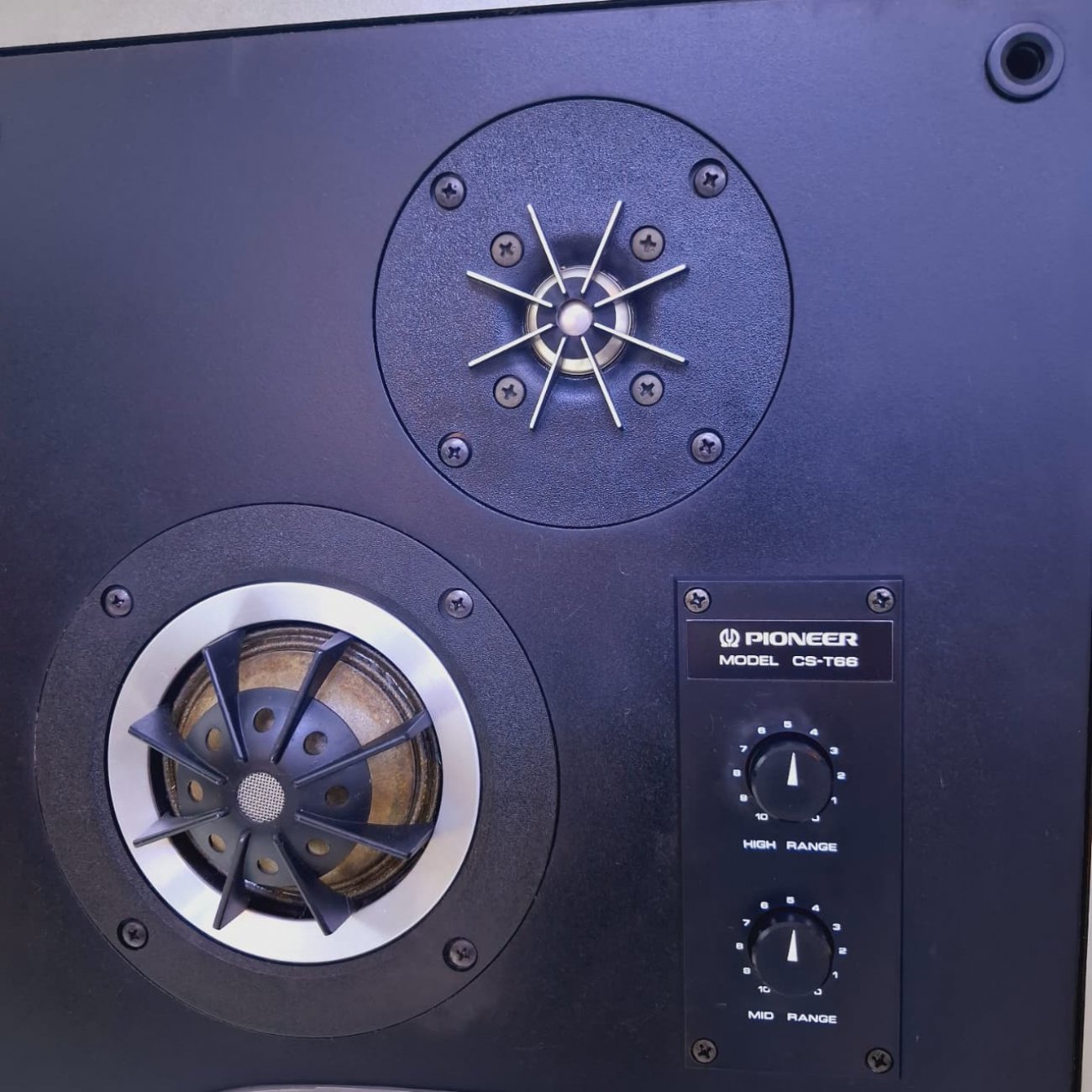 PIONEER MODELO CS-T66