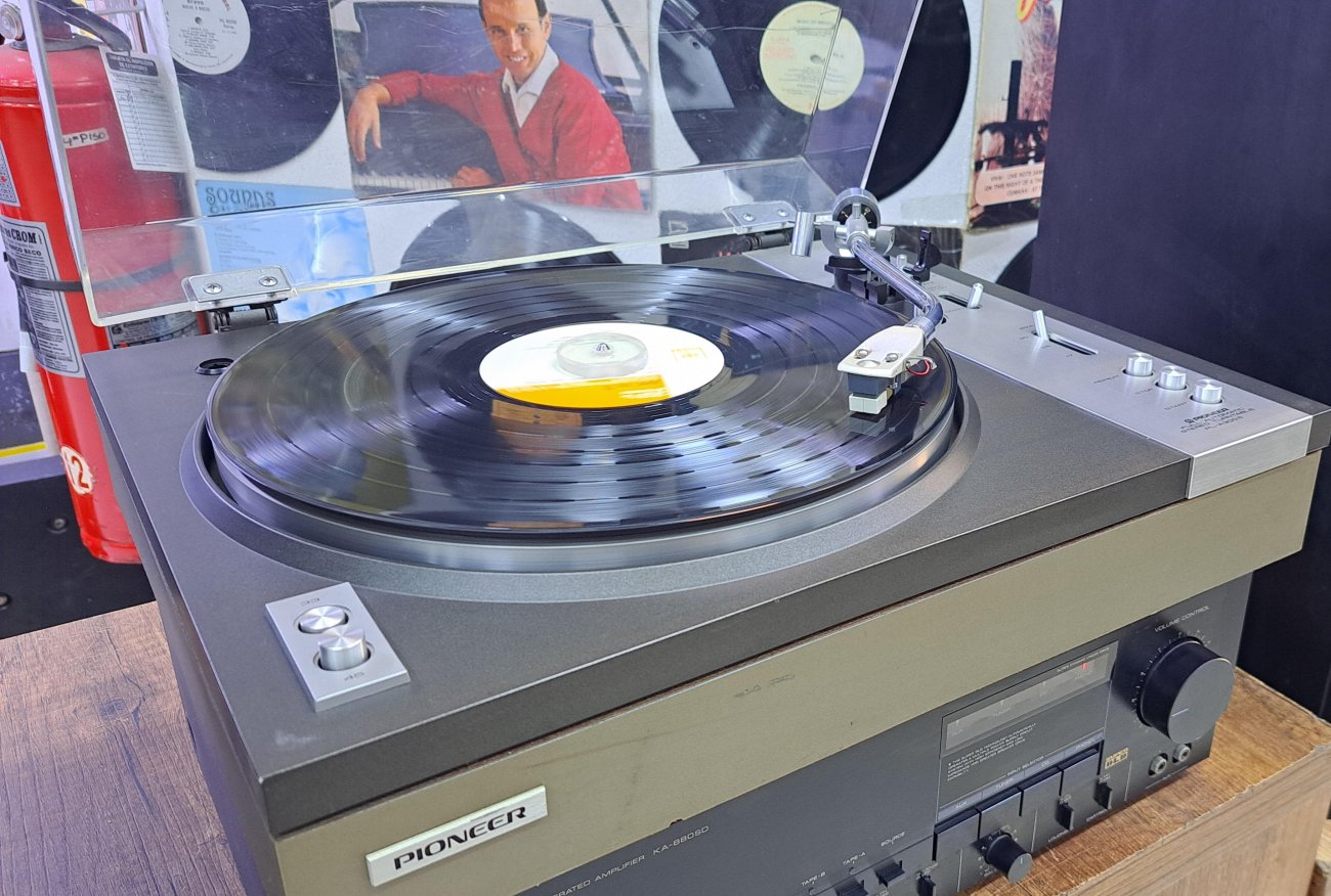 PIONEER MODELO PL-A300S