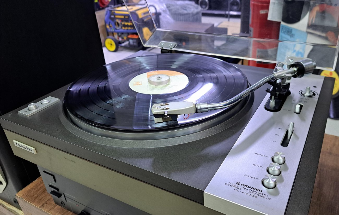 PIONEER MODELO PL-A300S