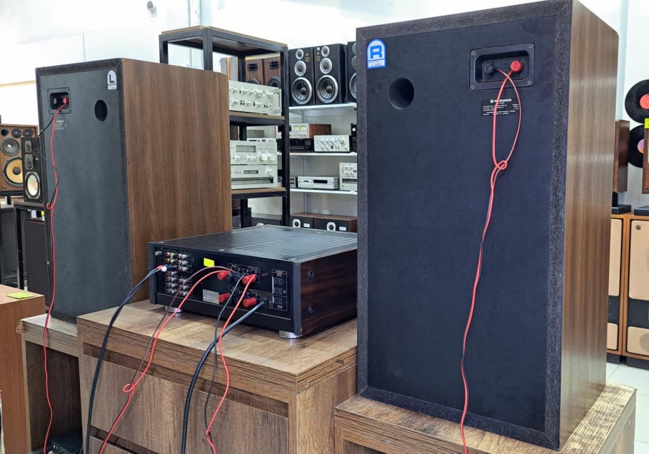 PIONEER MODELO S-707