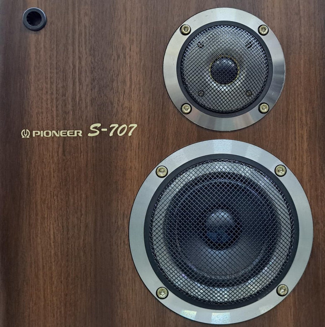 PIONEER MODELO S-707