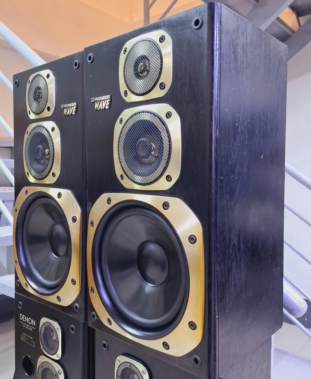 PIONEER MODELO S-X1000V 
