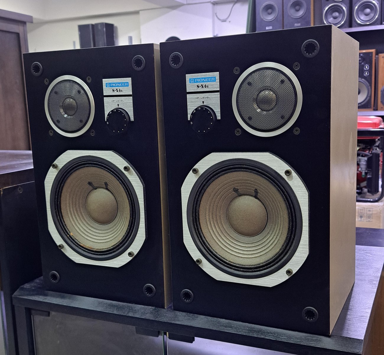 PIONEER MODELO S-X4G