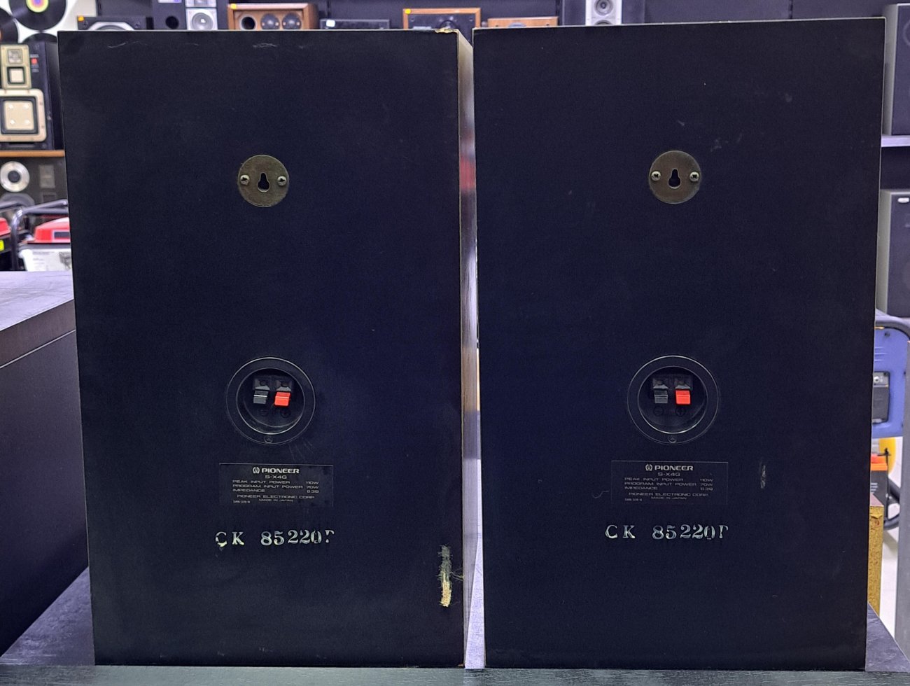 PIONEER MODELO S-X4G