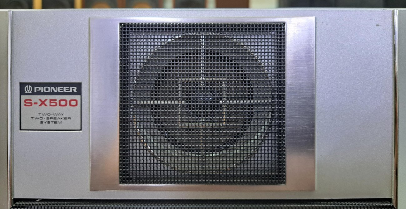 PIONEER MODELO S-X500