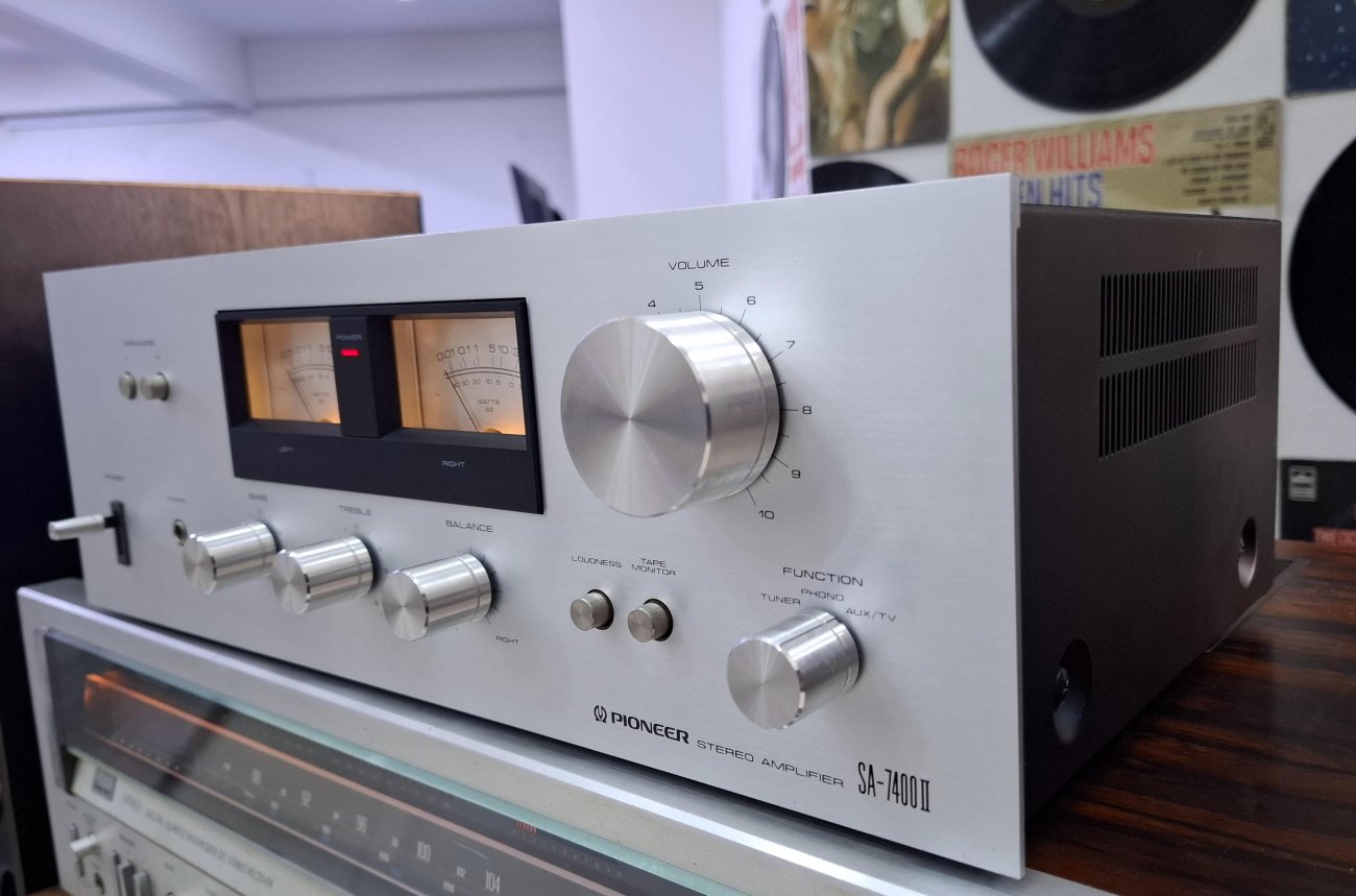 PIONEER MODELO SA-7400II