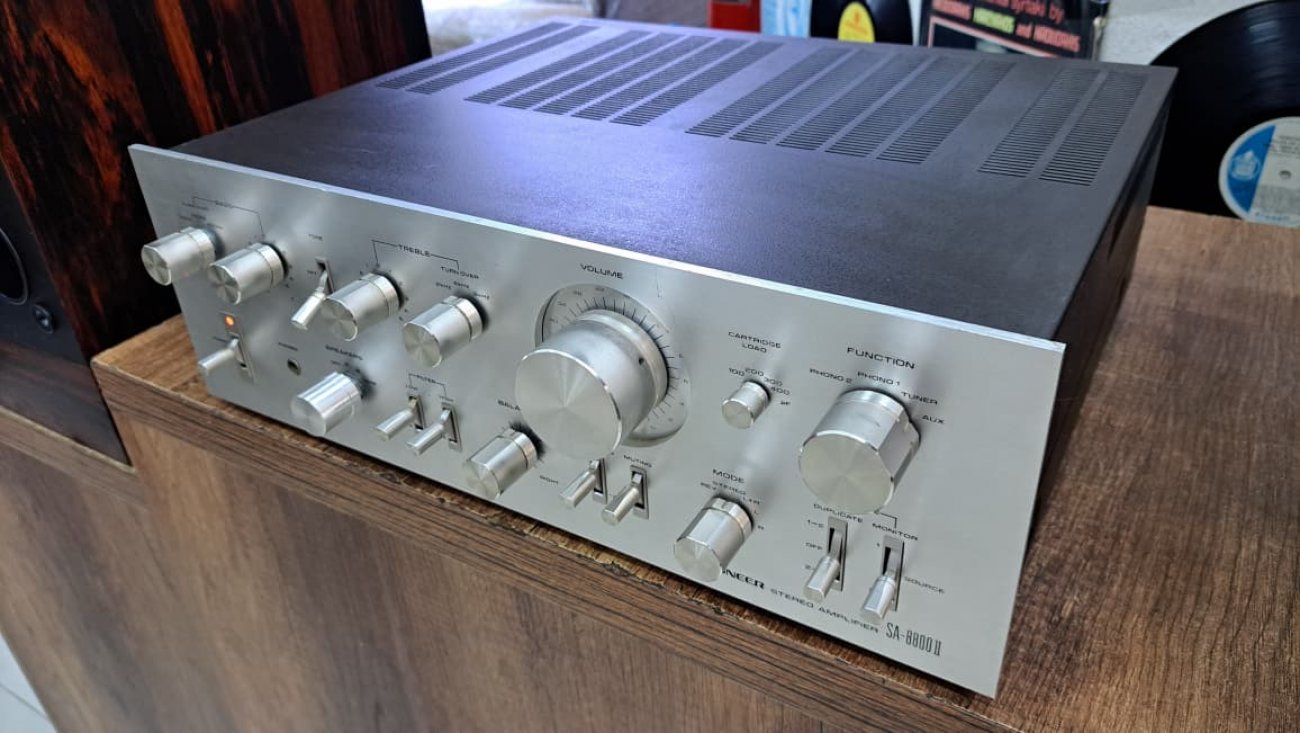 PIONEER MODELO SA-8800ii