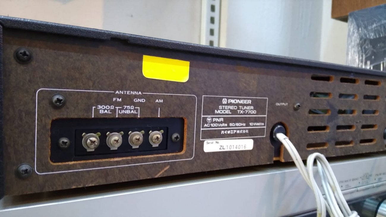 PIONEER MODELO TX-7700