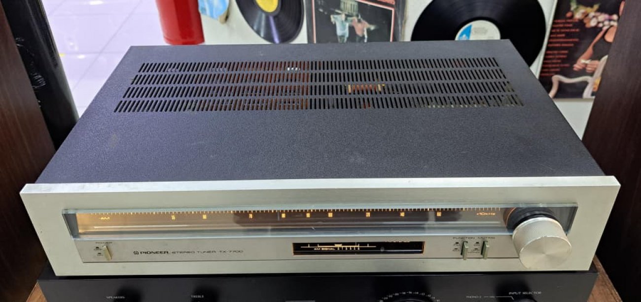 PIONEER MODELO TX-7700