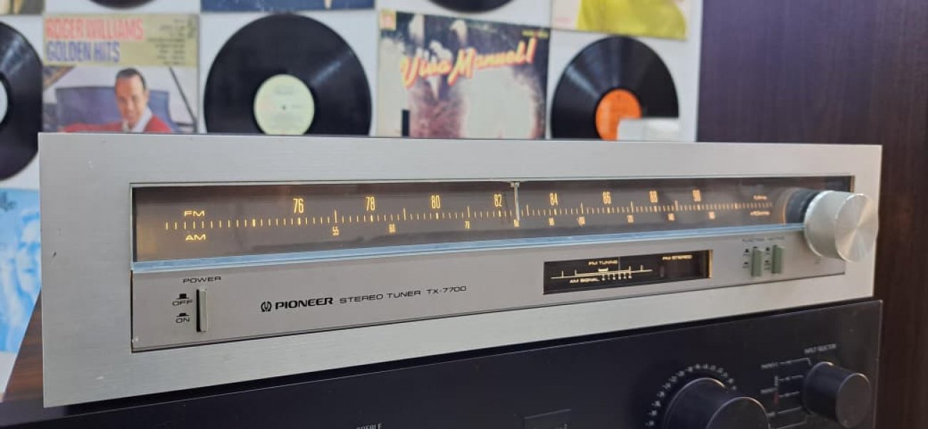 PIONEER MODELO TX-7700