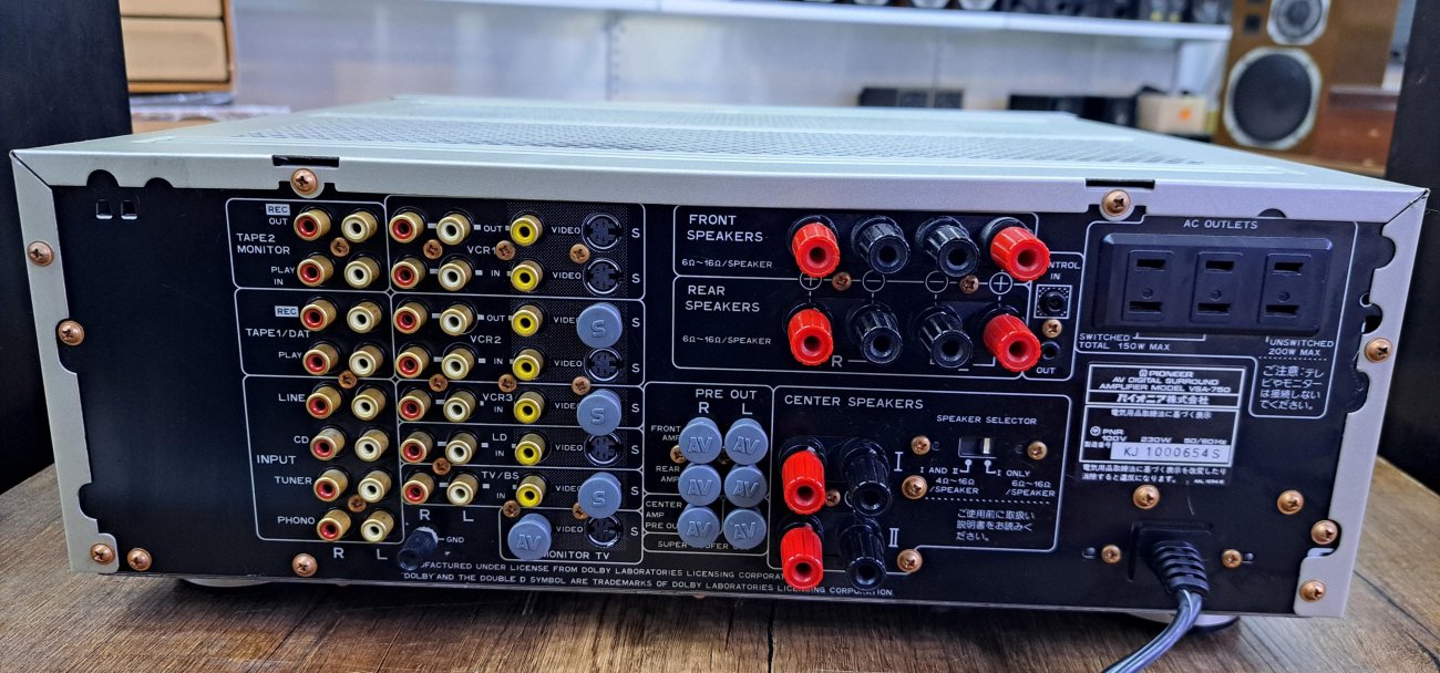 PIONEER MODELO VSA-750