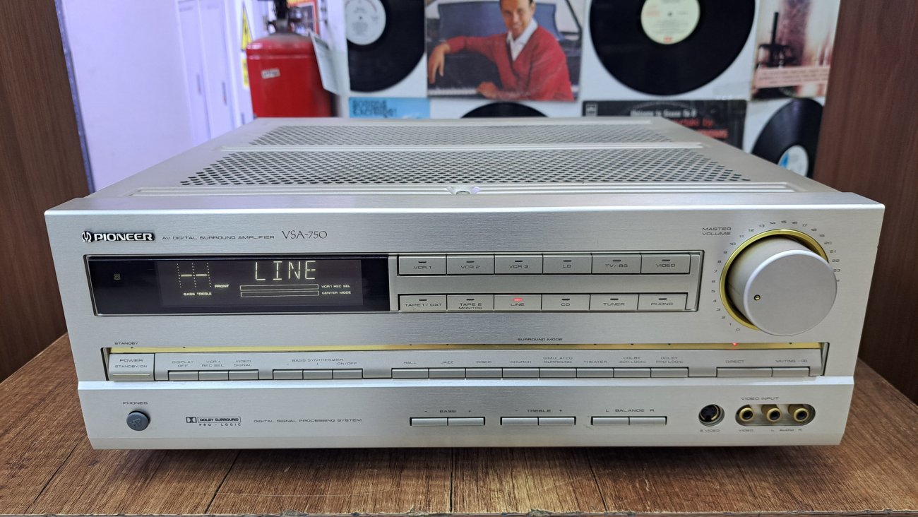 PIONEER MODELO VSA-750