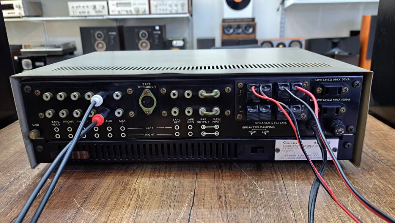 SANSUI MODELO AU-555