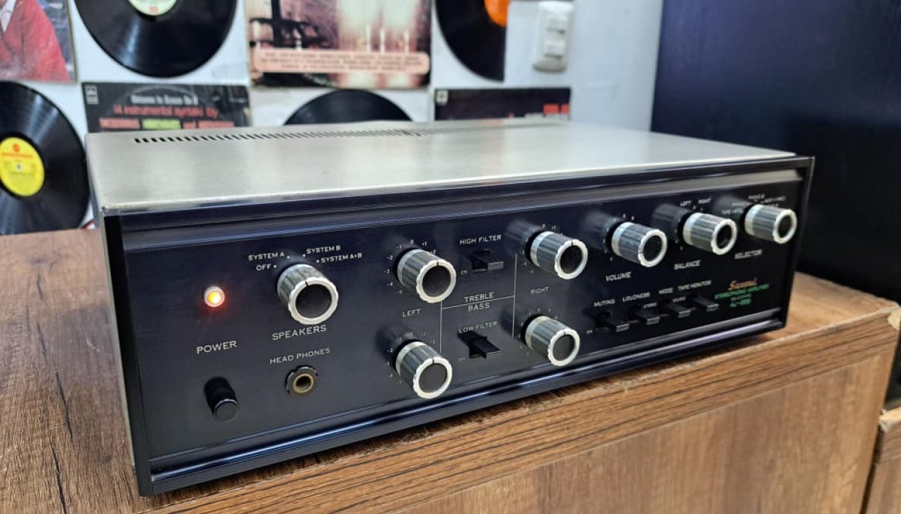 SANSUI MODELO AU-555
