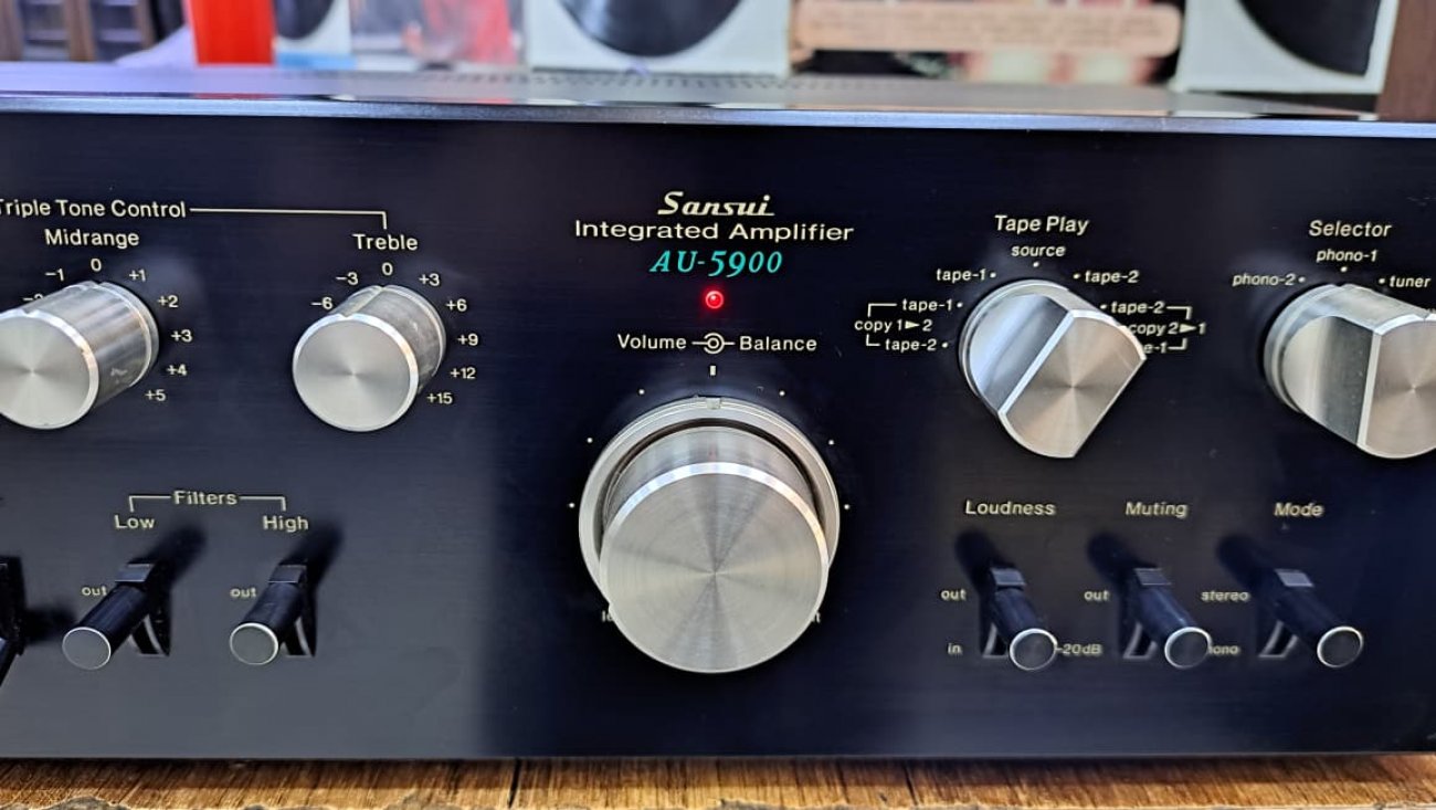 SANSUI MODELO AU-5900