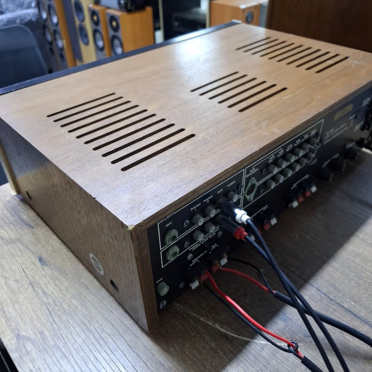 SANSUI MODELO AU-888