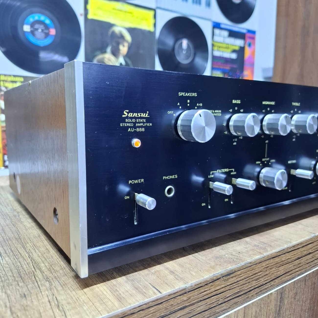 SANSUI MODELO AU-888