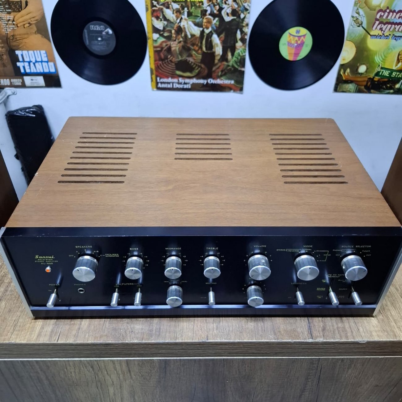SANSUI MODELO AU-888