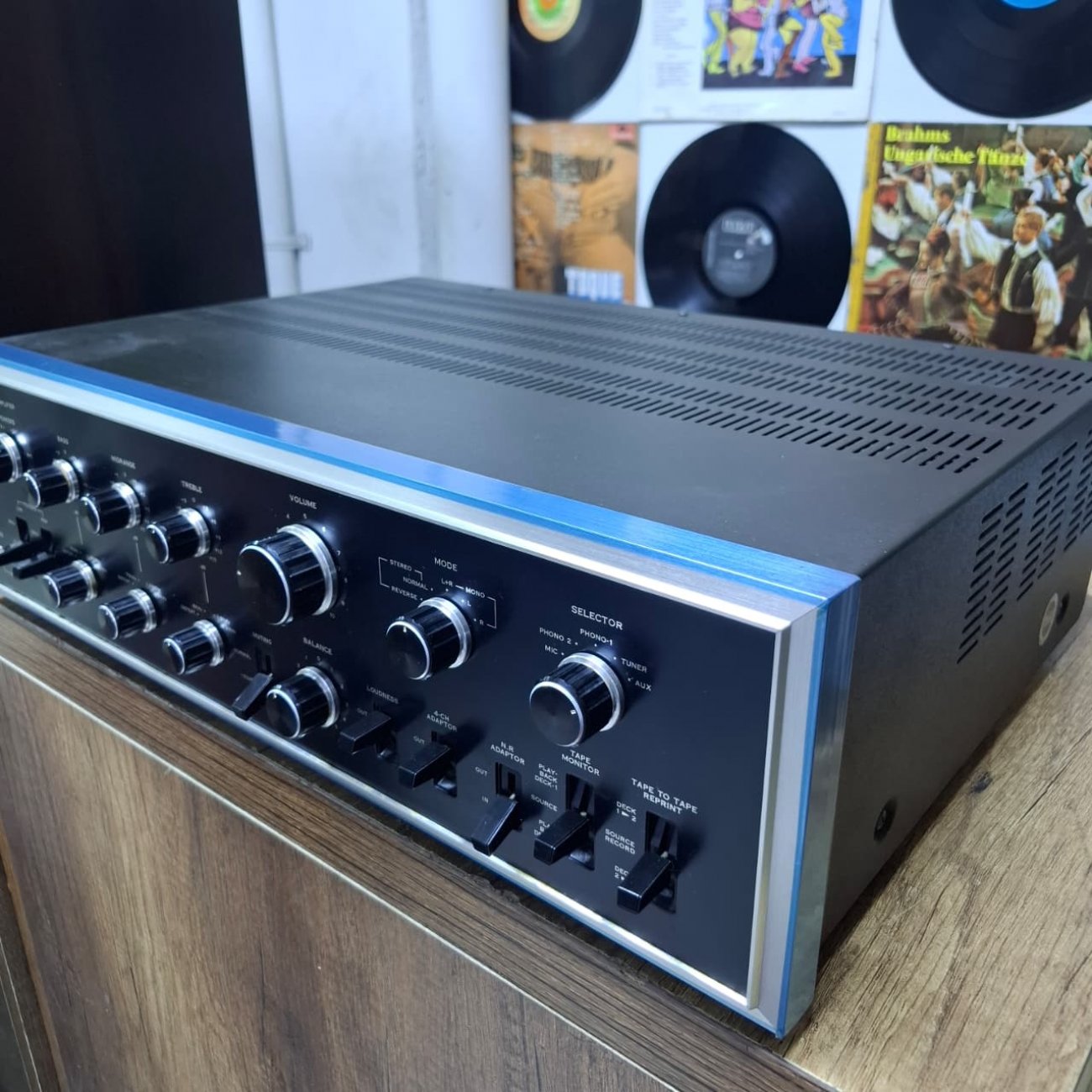 SANSUI MODELO AU-9500