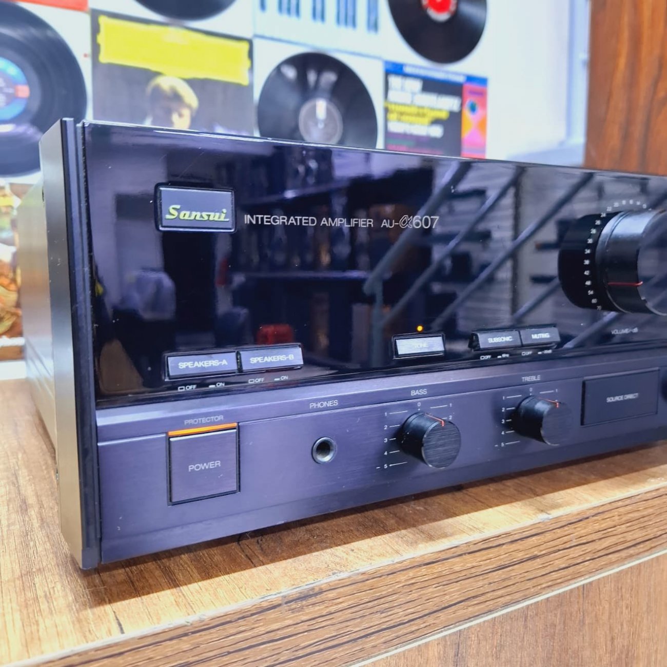 SANSUI MODELO AU-ALPHA607