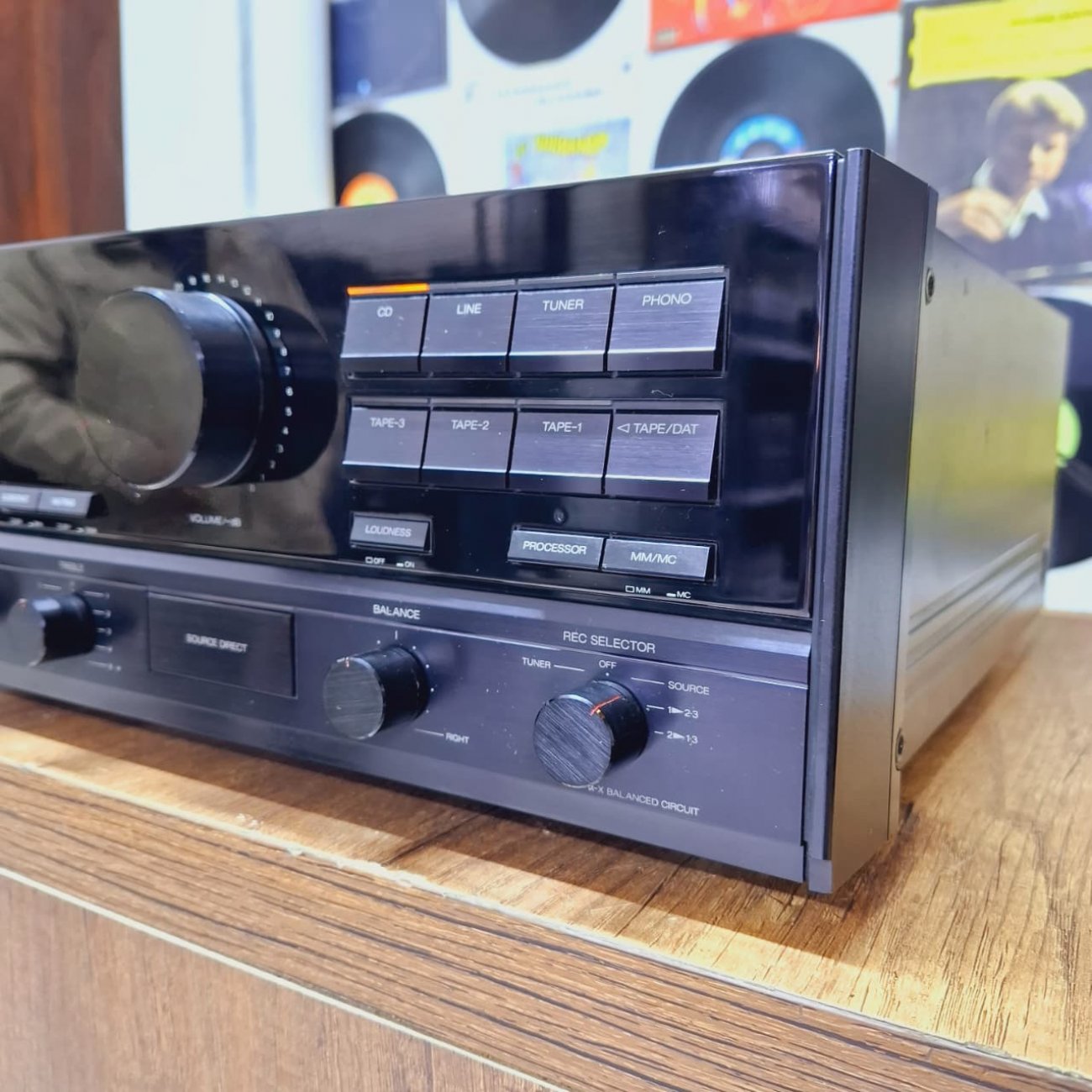 SANSUI MODELO AU-ALPHA607