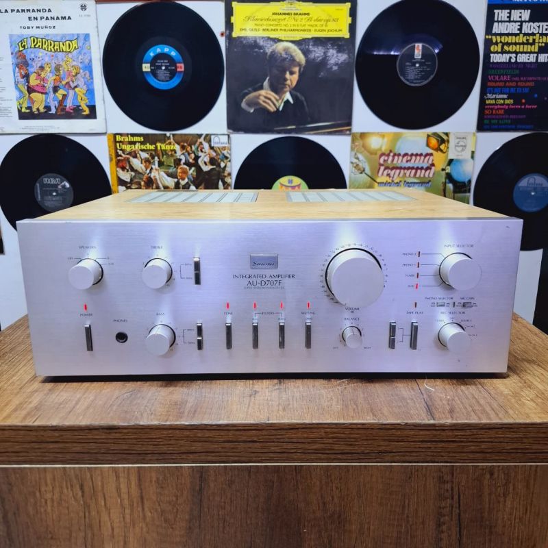 SANSUI MODELO AU-D707F