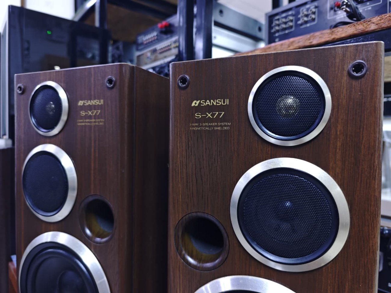 SANSUI MODELO S-X77