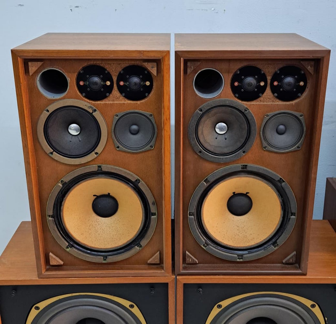 SANSUI MODELO SP-2002