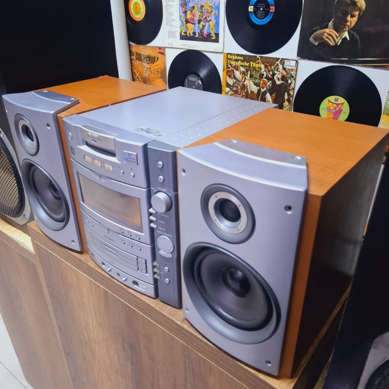 SHARP MODELO MD-X8-S