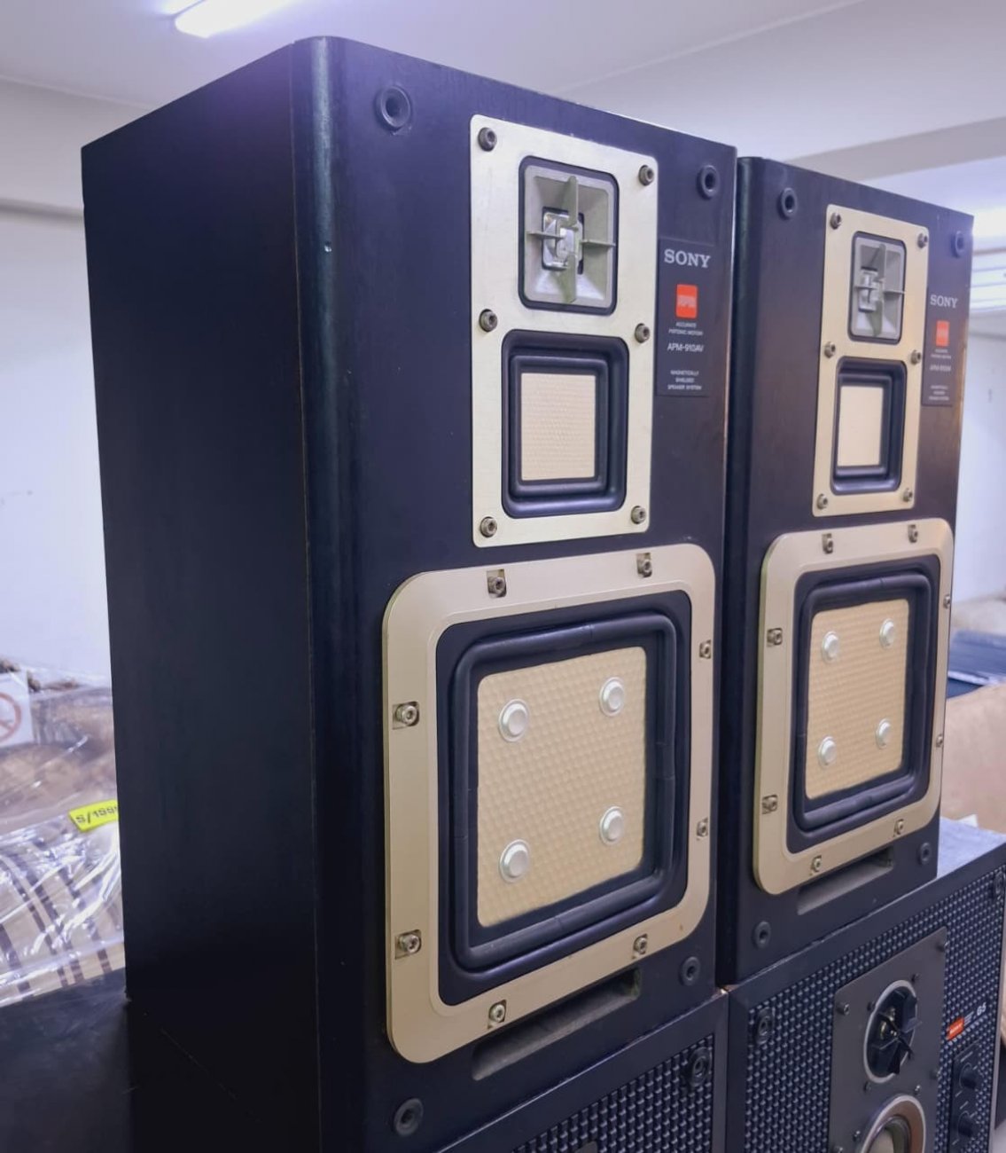 SONY MODELO APM-910AV