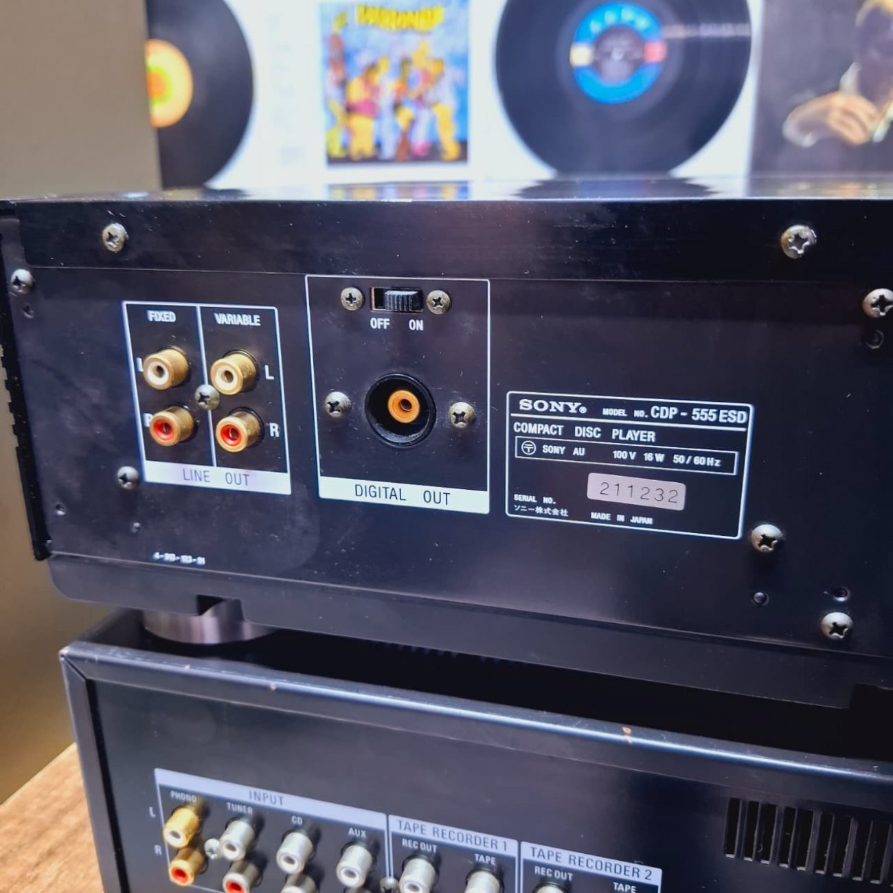 SONY MODELO CDP-555ESD