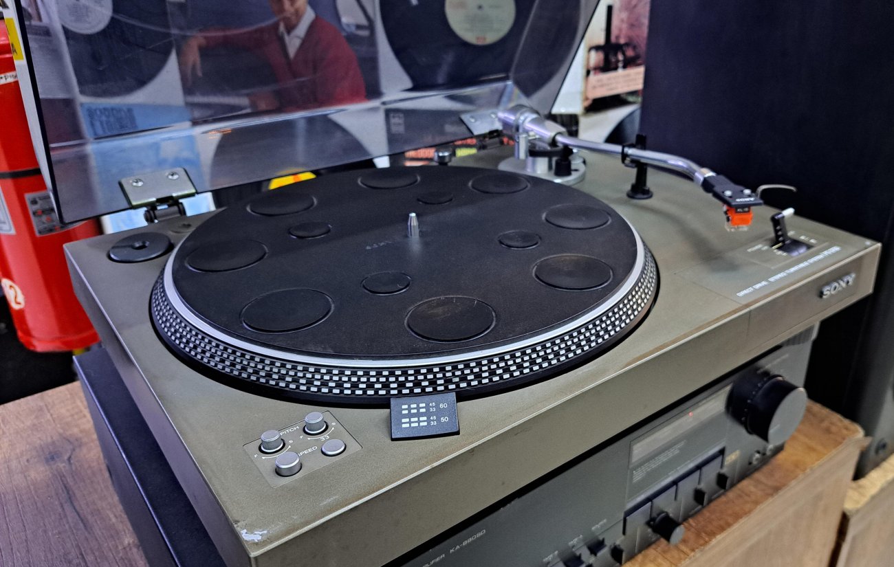 SONY MODELO PS-3750